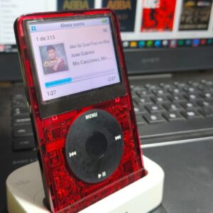 Home ipod classic 5ta generación "clear red" edition – 160gb hdd